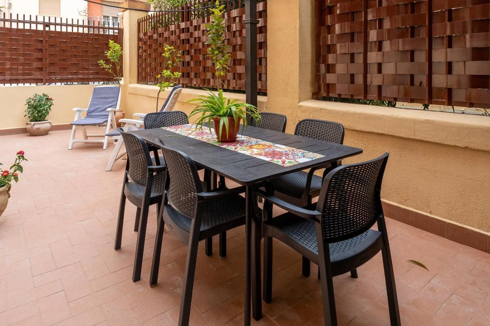 Palermo E Dintorni - Valentino Apartment 0*,  איטליה